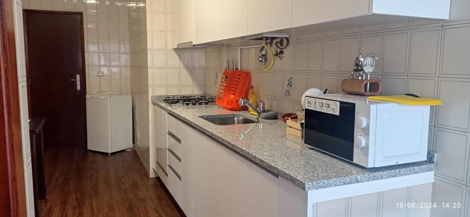 Apart Alojamentos Para Turismo E Negocios Braga Luaran gambar